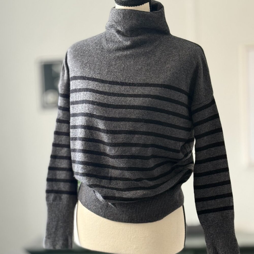 The Reset Funnel Neck Sweater Wool & Cashmere